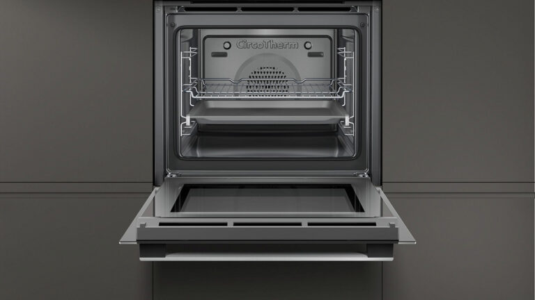 Встраеваемый духовой шкаф NEFF B1ACE1BN0R
